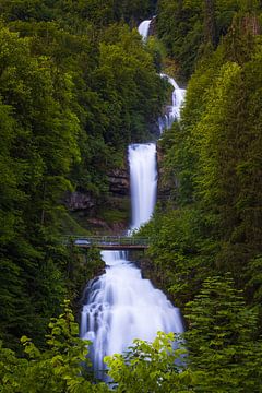 Giessbachwaterval, Zwitserland van Henk Meijer Photography