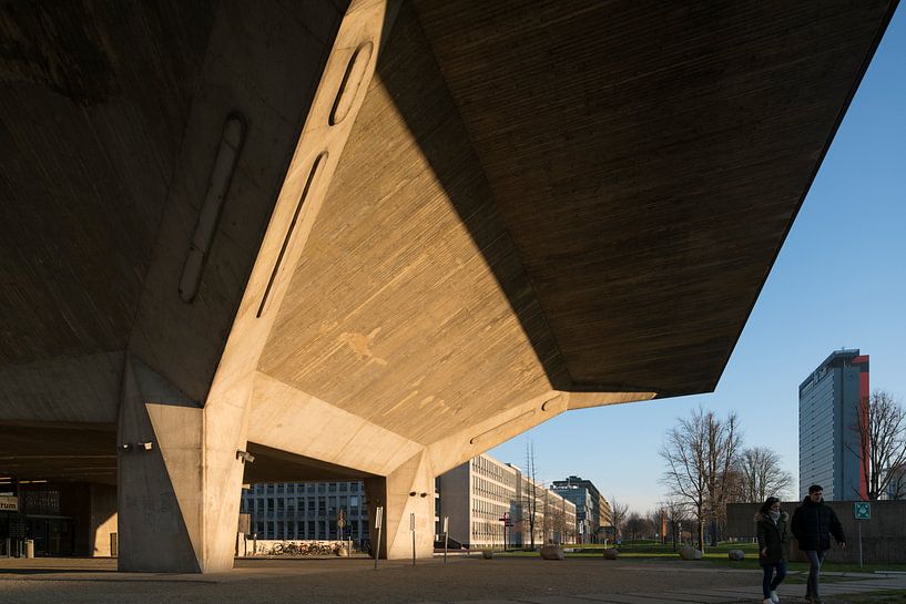 Aula Gebäude TU-Delft von Raoul Suermondt