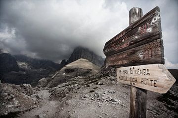 Sextner Dolomites in Italy by Ellen van Drunen