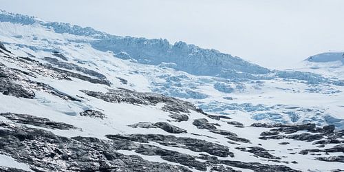 Panorama van de gletsjer Bødalsbreen, Noorwegen