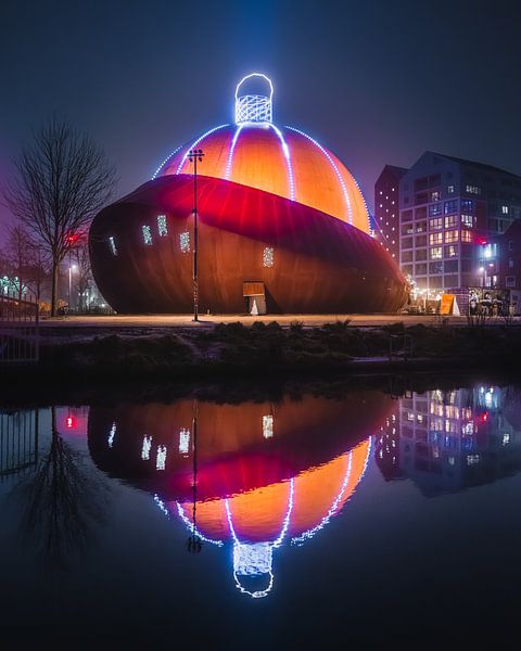 DOT as a bauble. Groningen by Harmen van der Vaart