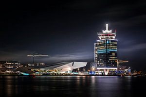 Uitzicht op de IJpromenade sur Wesley Heyne