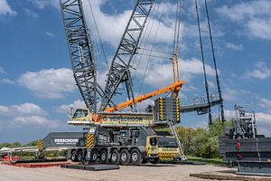 Liebherr LG 1750.2 von Verschoor Crane Rental.