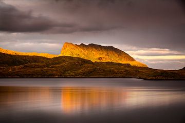 Fjord im Norden von Norwegen von Chris Stenger