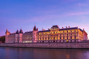 Blick auf historische Gebäude in Paris, Frankreich