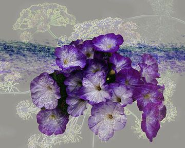 Paarse bloemen creatie van Ina Hölzel