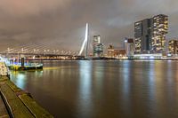 Erasmusbrug Rotterdam in de avond