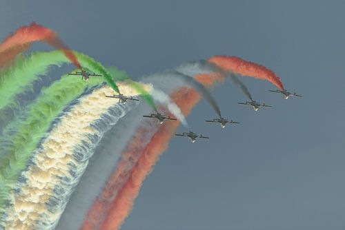 Al Fursan Display Team in actie tijdens BIAS 2016