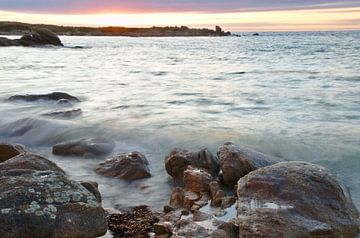 Rochers du coucher de soleil à marée haute sur 7Horses Photography