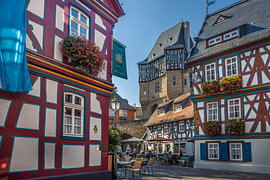 Marktplatz von Idstein mit Burg, Hessen von Christian Müringer