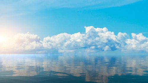 Horizon of the sea at sunset