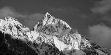 die winterliche Höfats von Walter G. Allgöwer