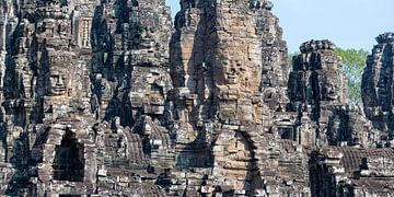 Heilige Ruhe über den Türmen von Bayon