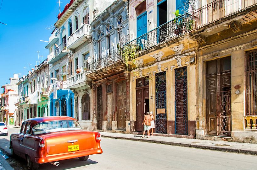 Colorful Havana, colorful 7 by Corrine Ponsen