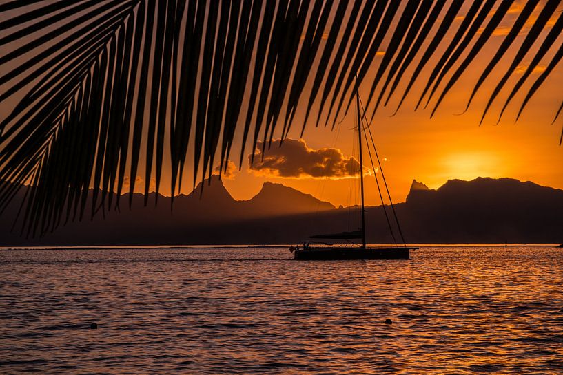 Zonsondergang Tahiti van Ralf van de Veerdonk