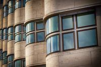 BERLIN Shell-House - curves and windows