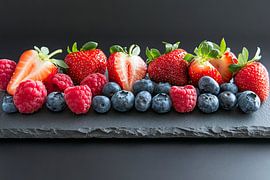 Berry mix blue-red by Poster Art Shop