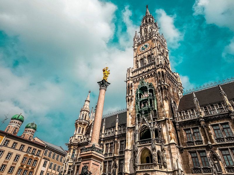 Munich by Hello Pompoyo