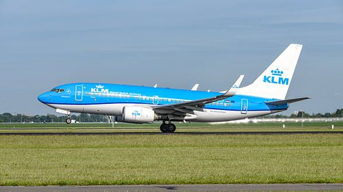 Take-off KLM Boeing 737-700 passagiersvliegtuig.