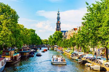 Rondvaartboot op de Prinsengracht, Amsterdam van Lieuwe J. Zander