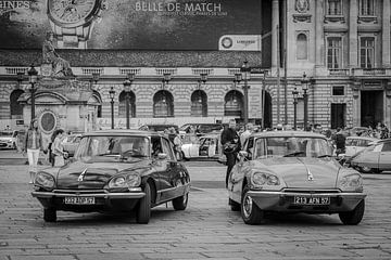 Breng Parijs naar uw muur met deze iconische Citroën DS op Place de la Concorde! van Eriks Photoshop