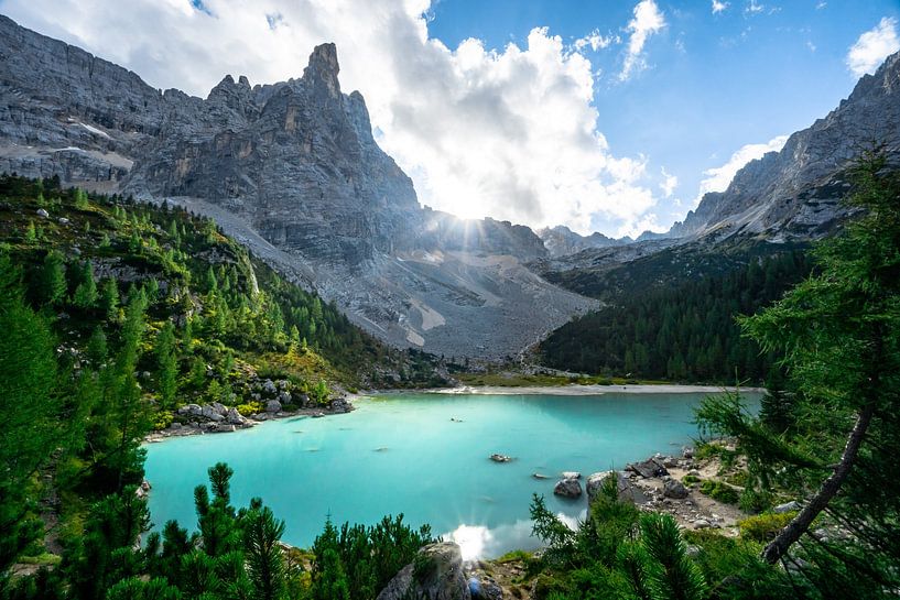 de laatste zonneschijn aan het Lago del Sorapiss van Leo Schindzielorz