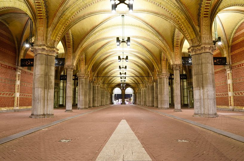 De passage bij het Rijksmuseum - Amsterdam, Nederland van Be More Outdoor