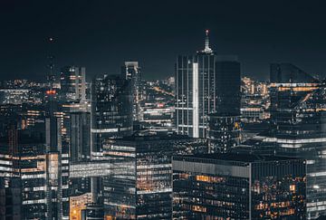 Die Wolkenkratzer des Brüsseler Geschäftsviertels bei Nacht von Daan Duvillier | Dsquared Photography