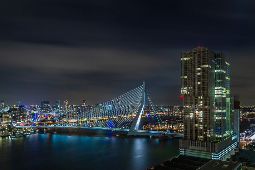 Manhattan @ the Maas - Rotterdam Skyline van Tux Photography