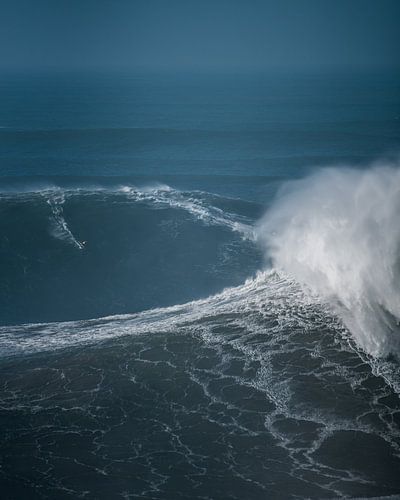 Nazaré Monster wave