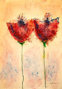 Deux coquelicots rouges à longues tiges