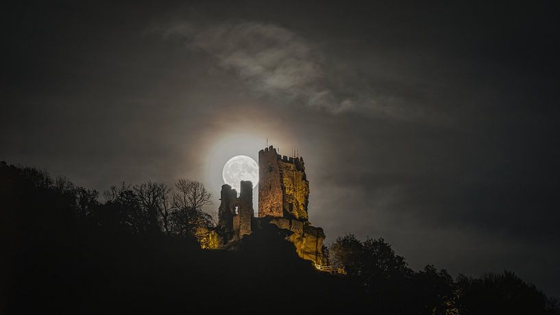 Drachenfels by Jens Unglaube
