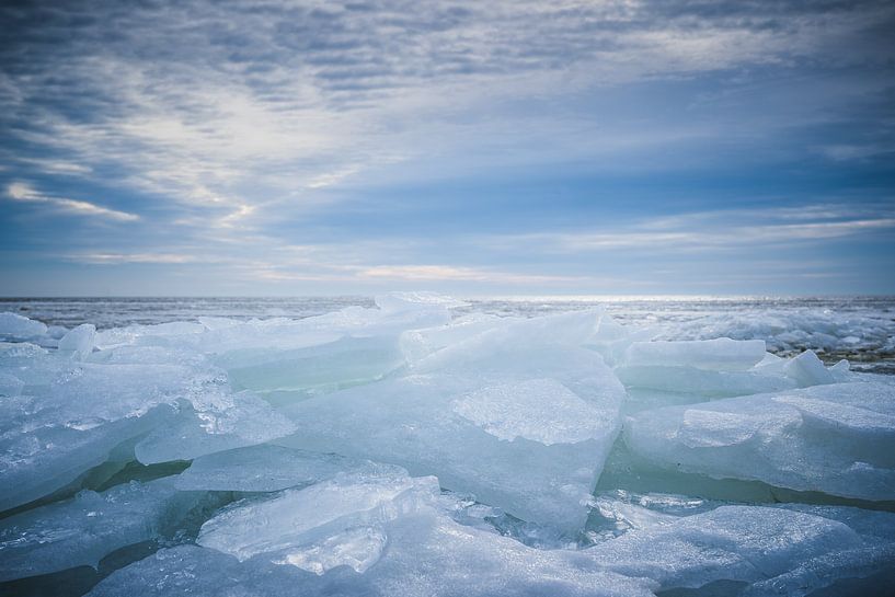 Crushing ice near Stavoren, IJsselmeer by Annie Jakobs