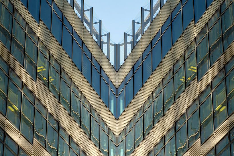BERLIN Glass facade - mirrored illusions by Bernd Hoyen