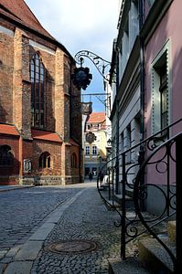 Kleine Straßen rund um die Kirche