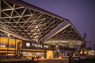 Tilburg train station by Rene Van Putten
