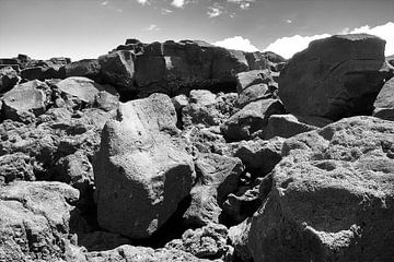 Huge Lava Rocks sur Jan Brons