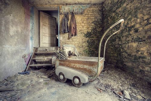 Urbex - Hush sur Angelique Brunas