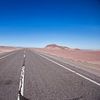 Lege weg in de Atacama woestijn von Armin Palavra