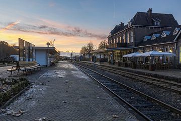 zonsondergang station Simpelveld 1 von Francois Debets