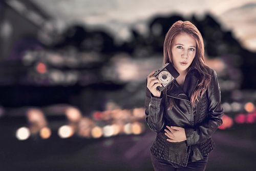 Woman with Red Hair and Vintage Camera at Sunset - Inspirational Photography by Elianne van Turennout