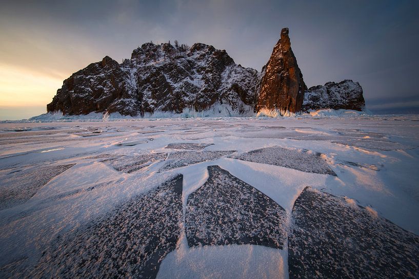 Le puzzle de la glace. par Sven Broeckx