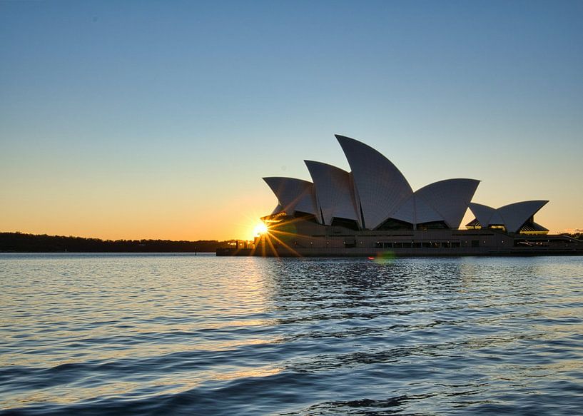 Sydney by Hello Pompoyo