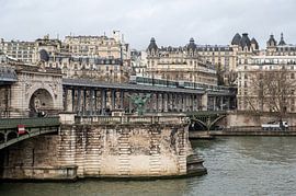 The Paris Metro on the Bir Hakeim Bridge by Karsten Rahn