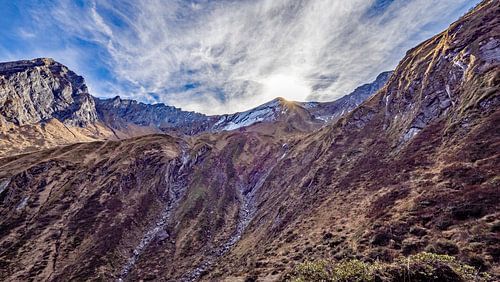 Le soleil se montre au-dessus de Schmiedinger