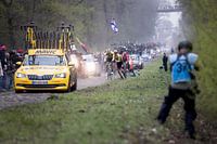 Wout van Aert gets some help