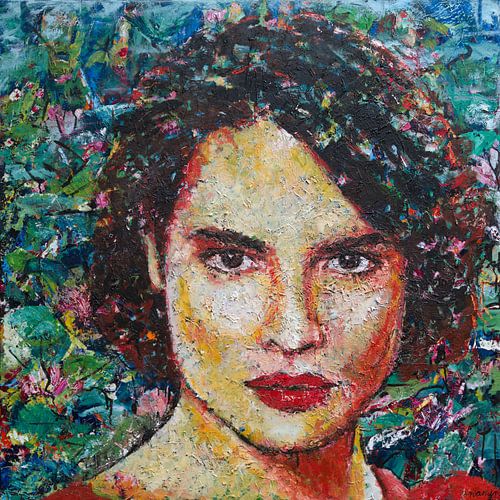 Madame | Schilderij van mooie vrouw met rode lippen en groene achtergrond