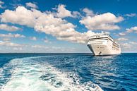 Cruise ship and waves in the sea by Dieter Walther thumbnail