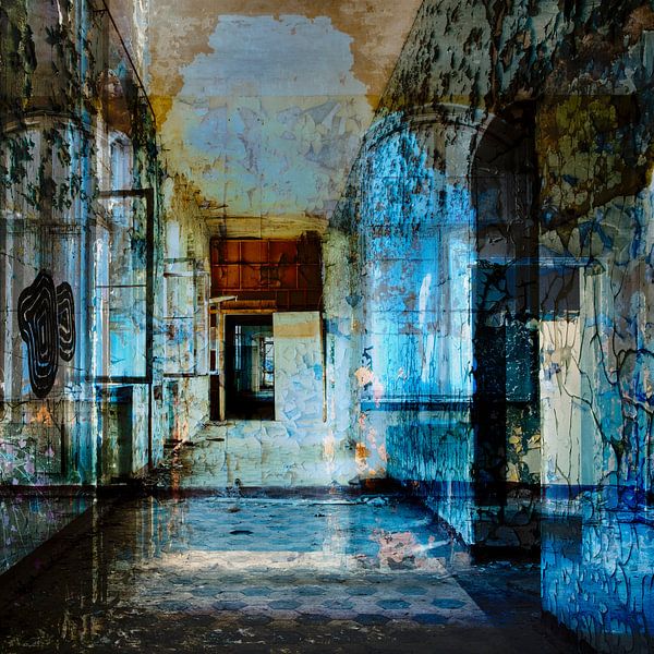 Memories in blue III by Caroline Boogaard