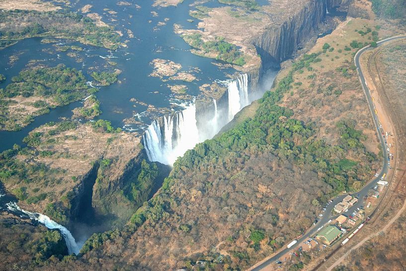 Victoriawatervallen op de grens van Zambia en Zimbabwe van Merijn Loch
